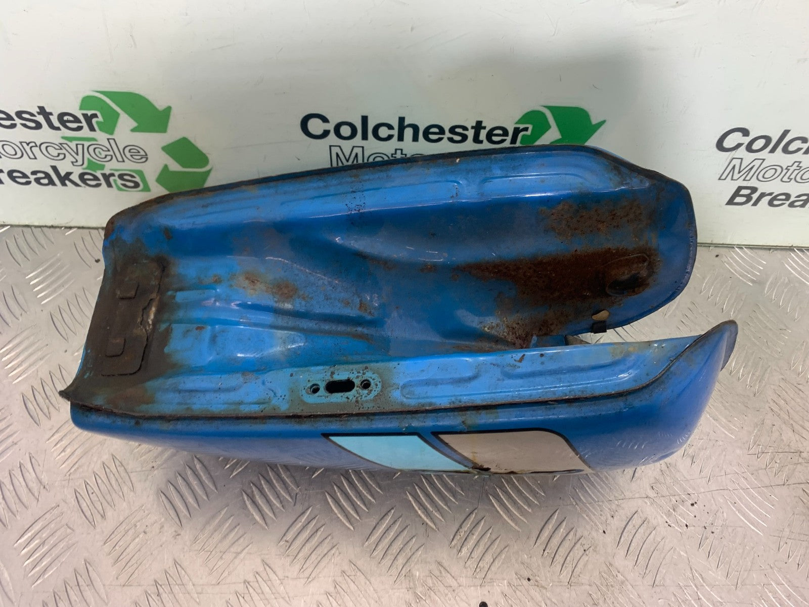 SUZUKI GP100 GP 100 PETROL TANK   YEAR 1978-1988 (CMB1259)