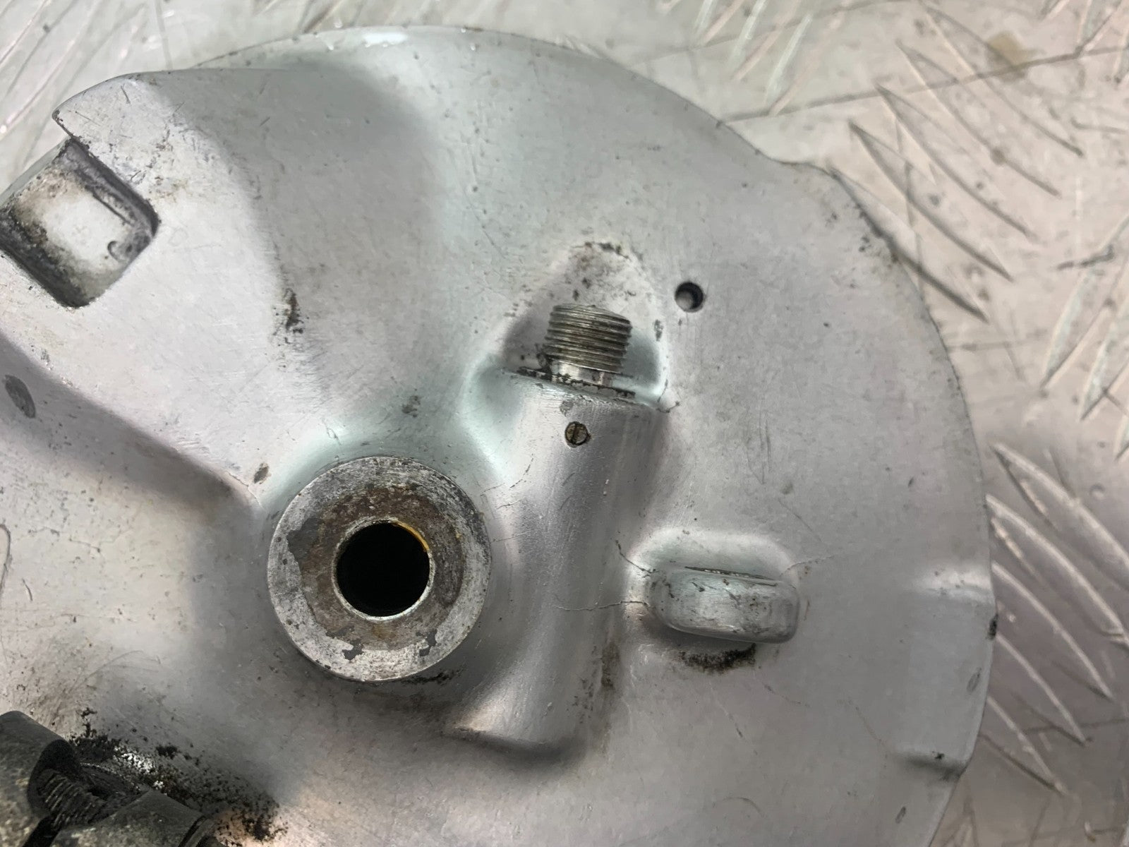 SUZUKI GP100 GP 100 FRONT BRAKE HUB  YEAR 1978-1988 (CMB1259)