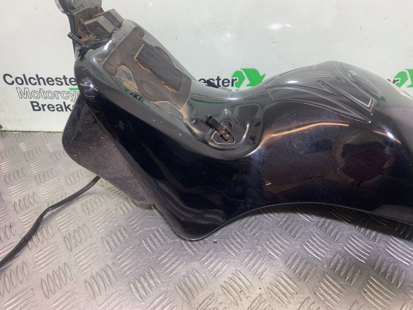 KAWASAKI GTR1400 GTR 1400 PETROL TANK YEAR 2007-09(CMB1174)