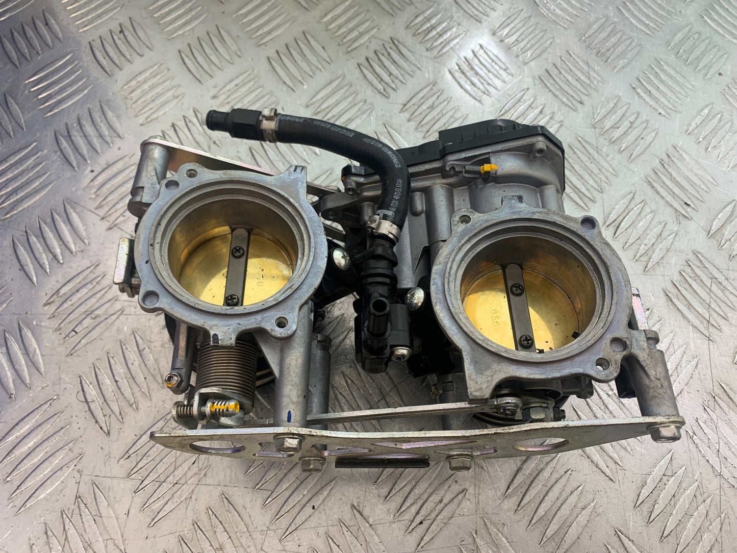 KTM 1290 SUPER DUKE R THROTTLE BODIES YEAR 2020-2024 (CMB1272)