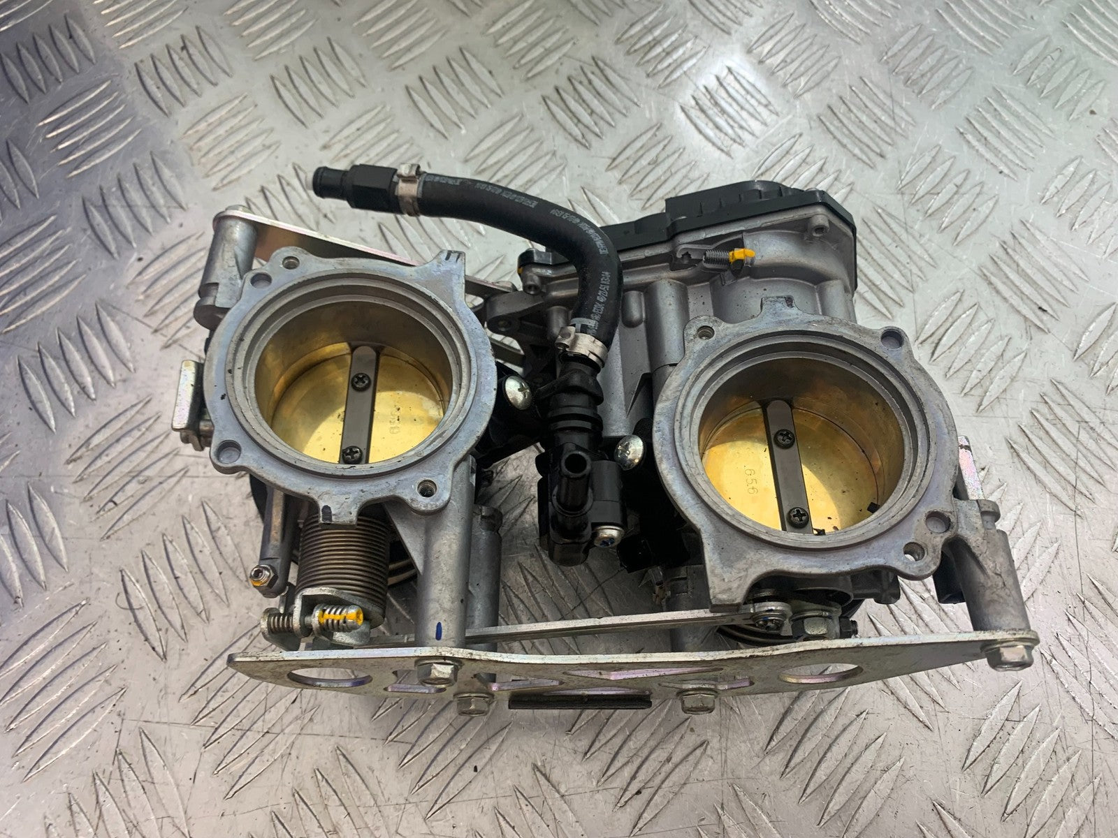 KTM 1290 SUPER DUKE R THROTTLE BODIES YEAR 2020-2024 (CMB1272)