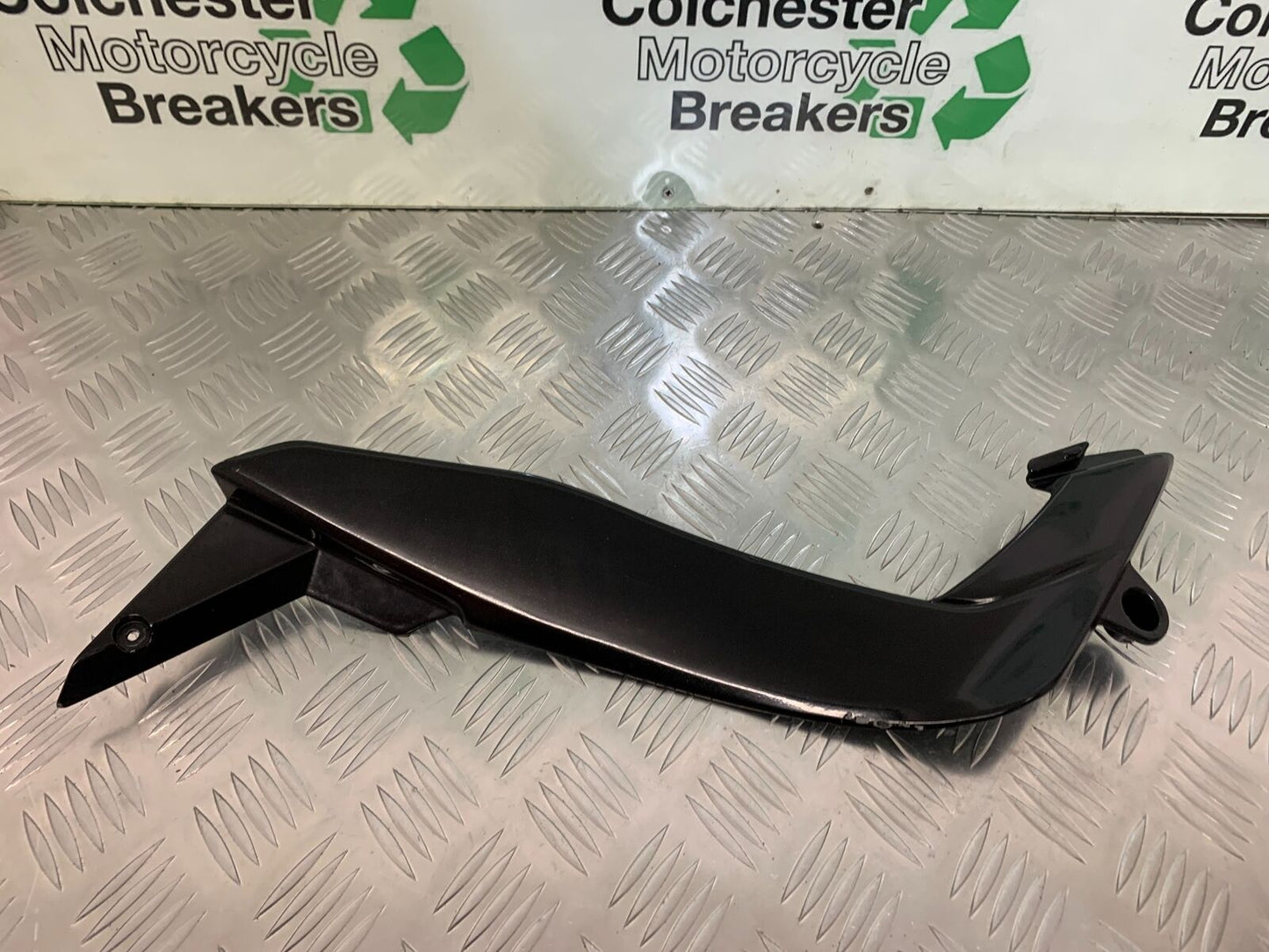 KAWASAKI Z1000 SX SIDE INFILL PANEL  YEAR 2011-16 (STOCK 942)