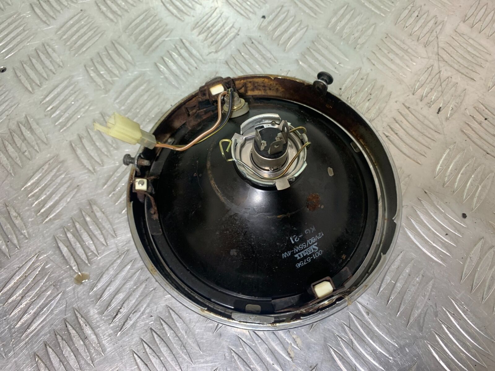 KAWASAKI Z750 ZR750 ZR-7S HEADLIGHT   YEAR 1999-05 (CMB1135)