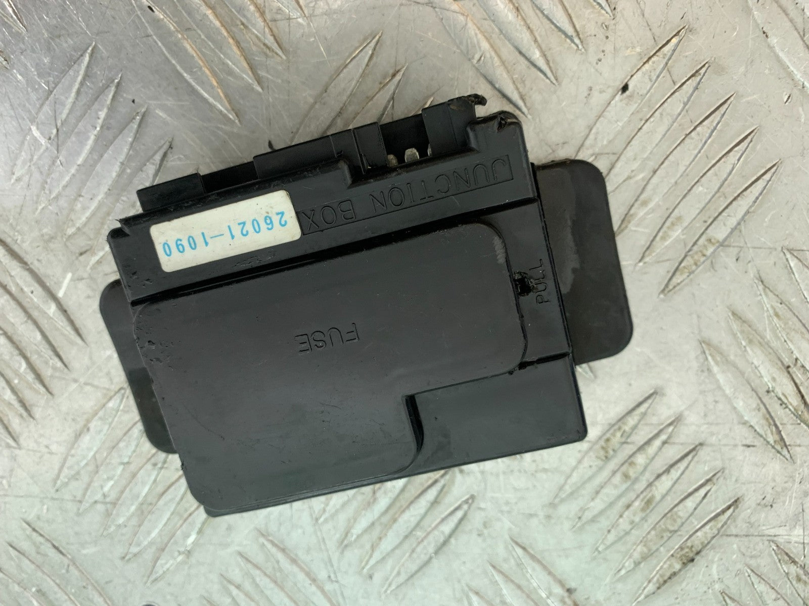 KAWASAKI ZZR1100 D FUSE BOX YEAR 1993-2001 (CMB1189)