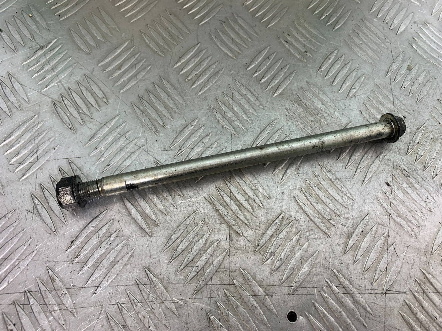 HONDA CB500 F CB500F SWINGARM SPINDLE  YEAR 2013-2015  (CMB1235)