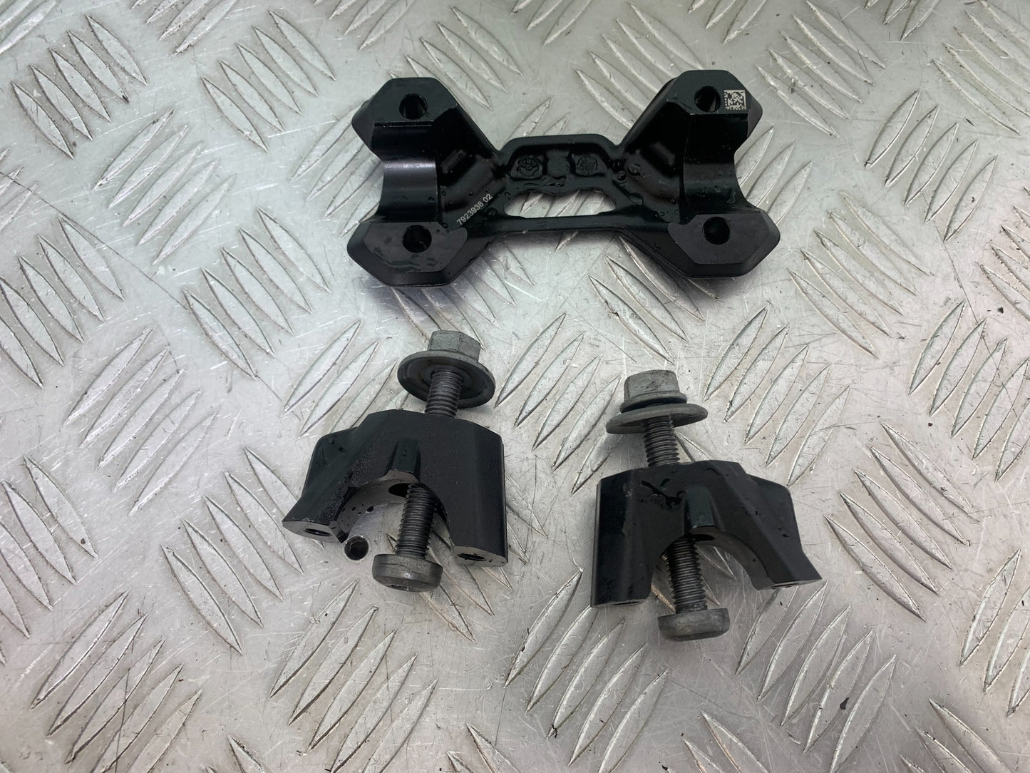 BMW M1000 R HANDLEBAR RISERS YEAR 2023-2024 (CMB1140)