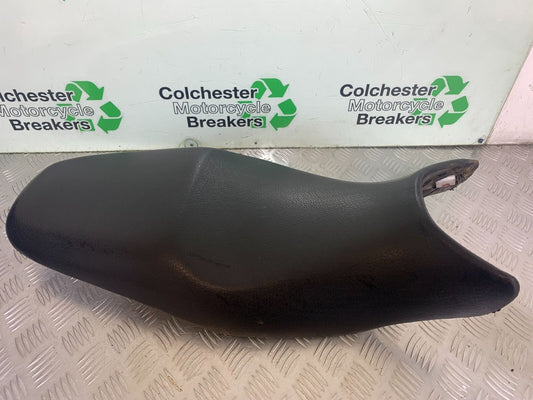 KAWASAKI Z750 ZR750 ZR-7S SEAT   YEAR 1999-05 (CMB1135)