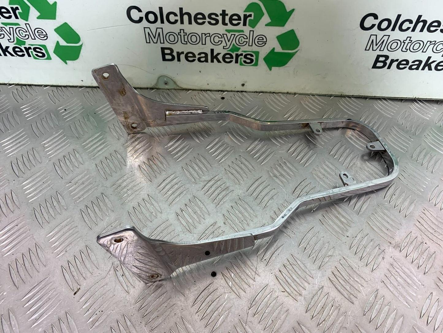 HONDA VT1100 C SHADOW SPIRIT SISSY BAR  2002-2003 (CMB1035)