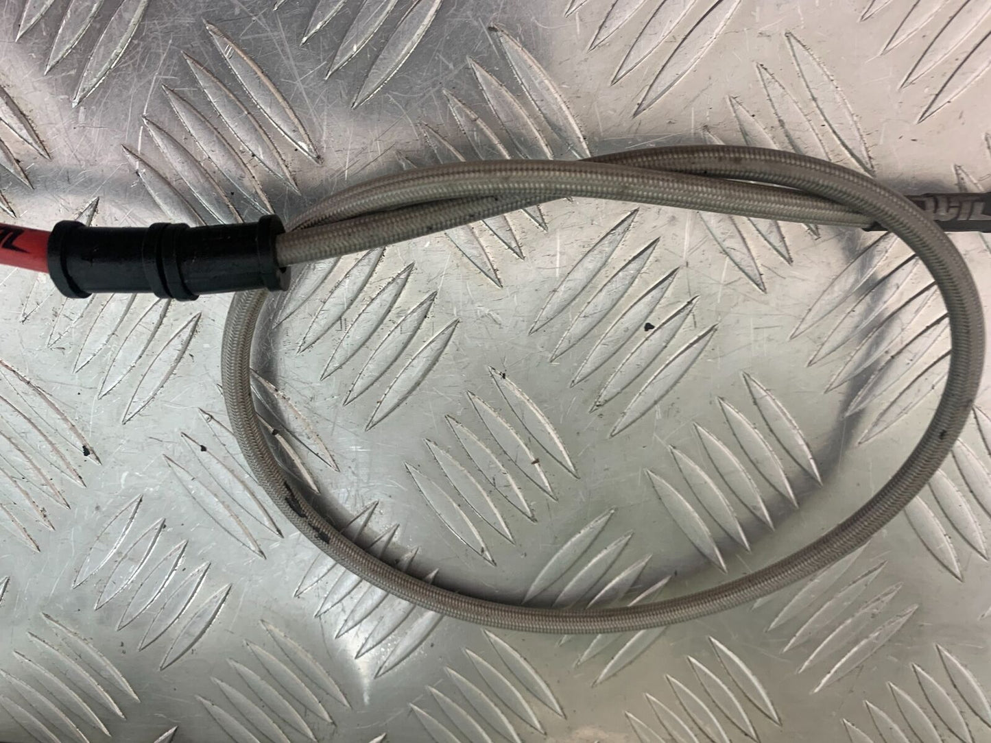 YAMAHA XV535 XV 535 VIRAGO BRAIDED FRONT BRAKE LINE  YEAR 1994-02 (CMB1044)