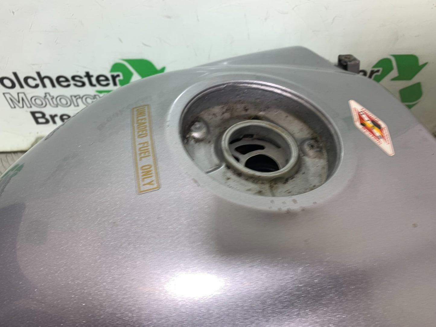 HONDA CBF600 CBF 600 PETROL TANK   YEAR 2004 -07 (CMB1247)
