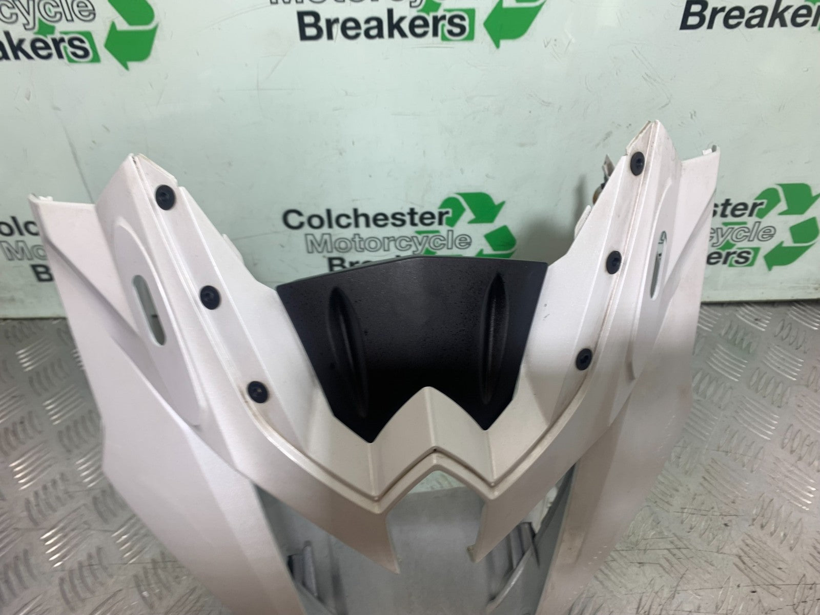 YAMAHA XJ6 XJ6-S TOP FAIRING YEAR 2009-2015  (CMB1212)