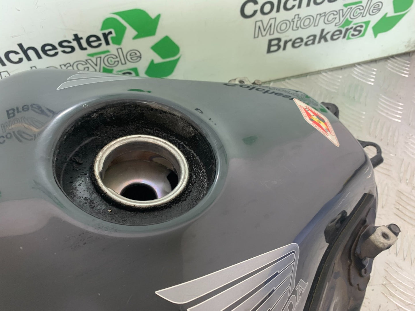 HONDA CB500 F CB500F PETROL TANK YEAR 2013-2015  (CMB1235)