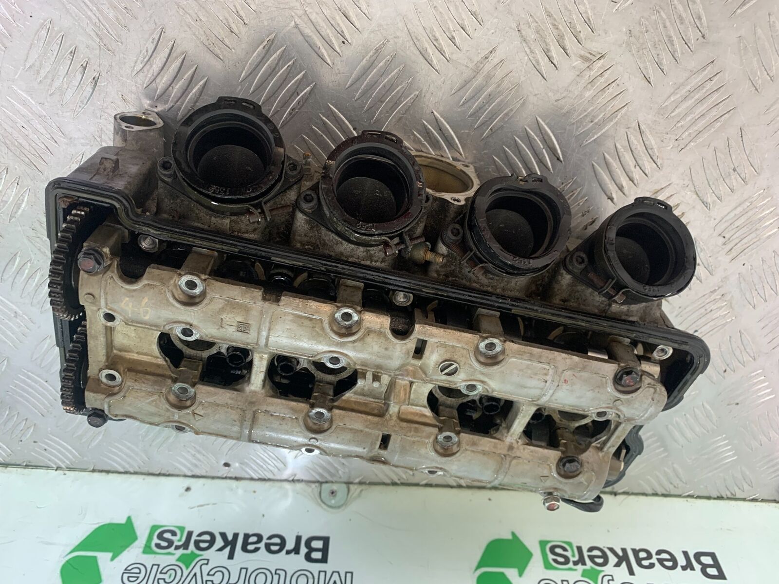 KAWASAKI ZX9R ZX9 C CYLINDER HEAD  YEAR 1998-99 (STOCK 903)