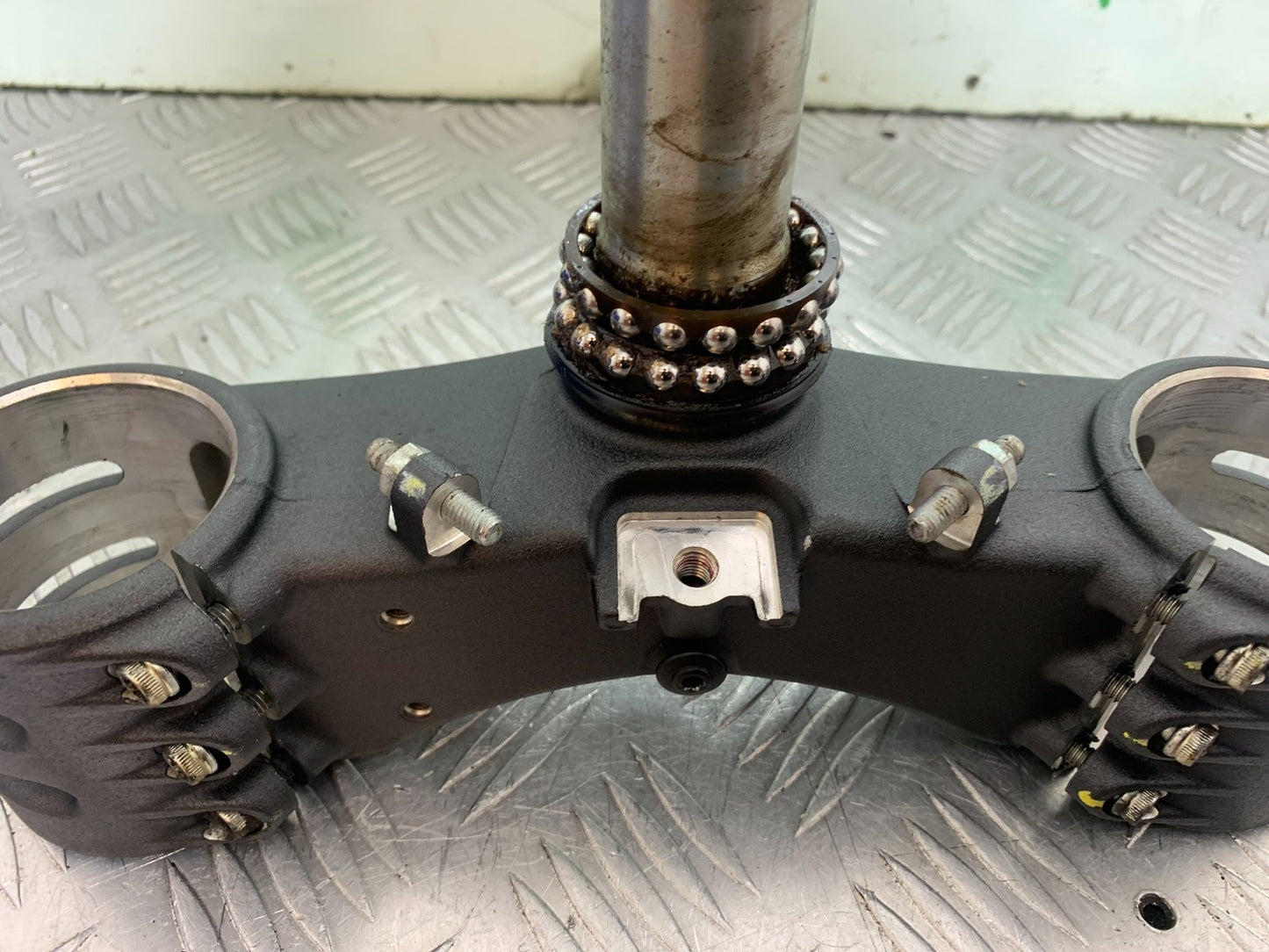 DUCATI 1299 PANIGALE BOTTOM YOKE  YEAR 2016 (CMB 1187)