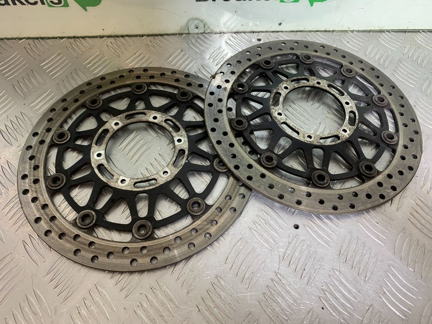 HONDA CBR 929 RRY FIREBLADE FRONT BRAKE DISCS  YEAR 2000-01 (CMB1094)