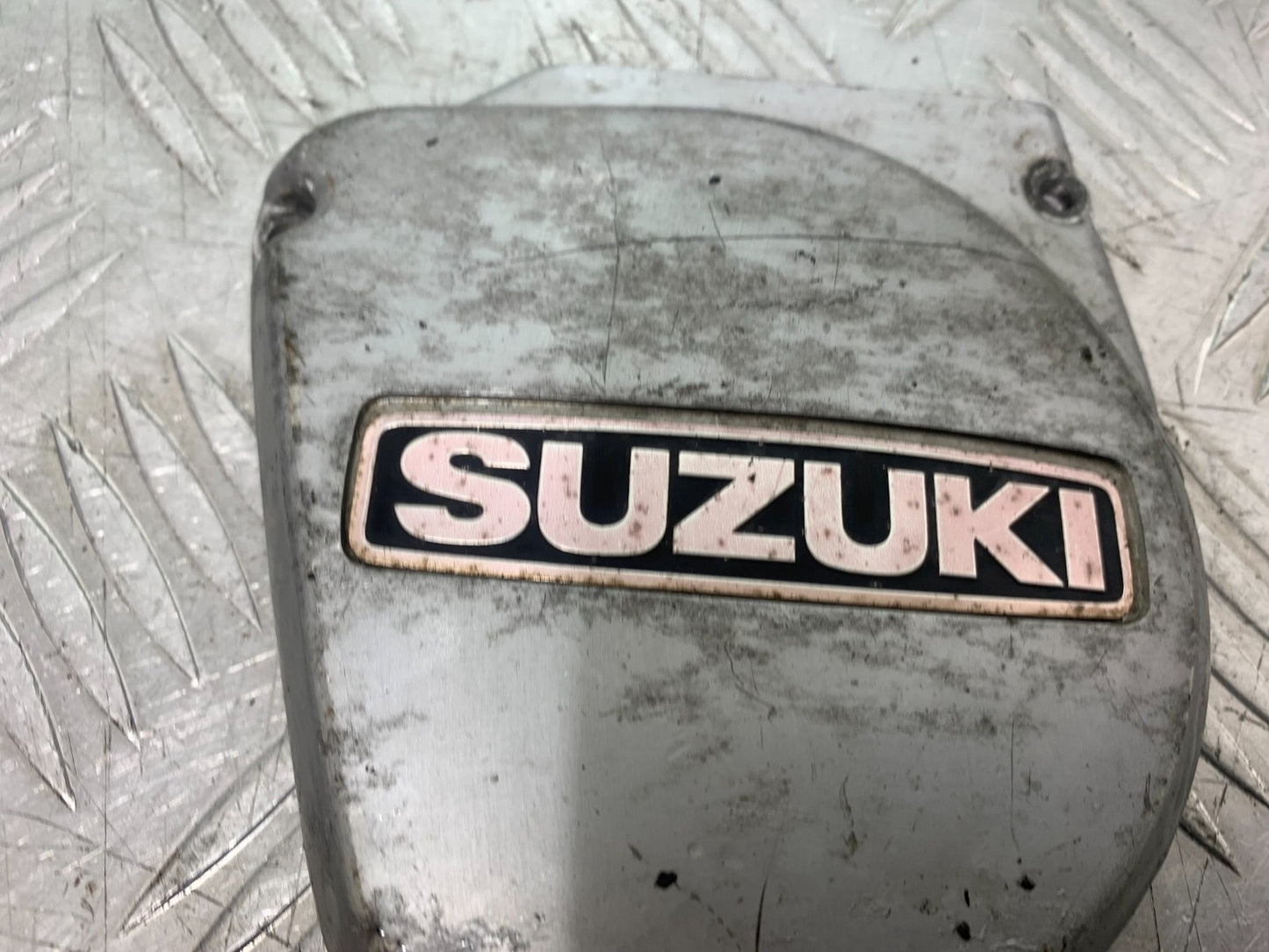 SUZUKI GP100 GP 100 CARB COVER  YEAR 1978-1988 (CMB1259)
