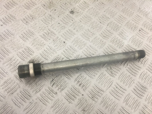 KAWASAKI ZX9R ZX9 E1 SWINGARM SPINDLE  YEAR 2000 (STOCK 816)