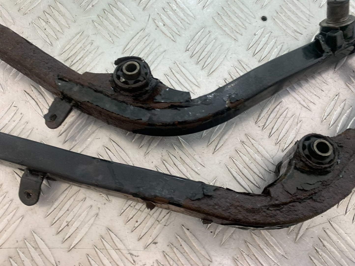 YAMAHA FJ1100 FJ 1100 FRAME RAILS  YEAR 1984-1985 (CMB1101)