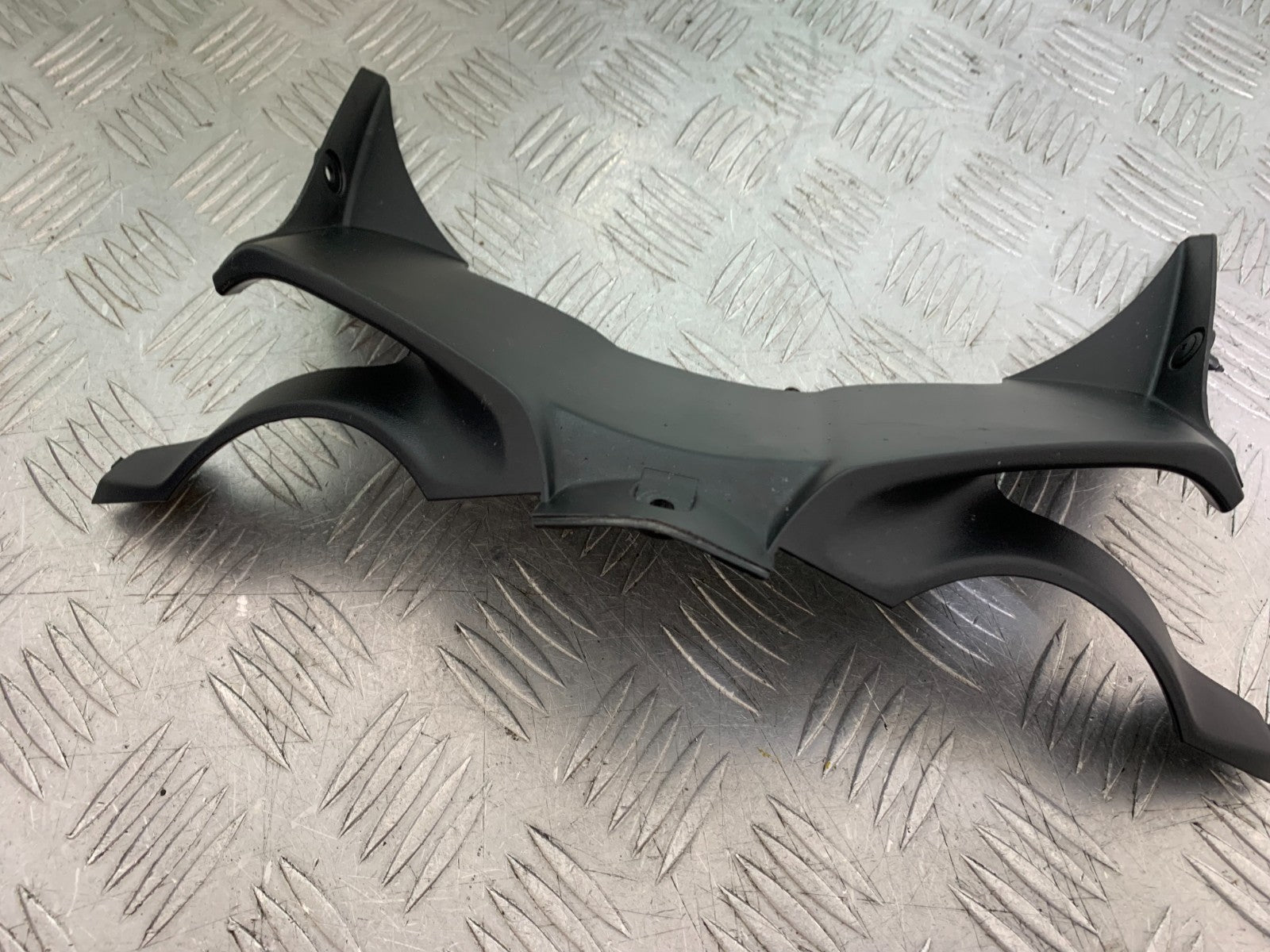 HONDA CBR1000 RR  LOWER FAIRING INFILL YEAR  2008-2011 (CMB1330)
