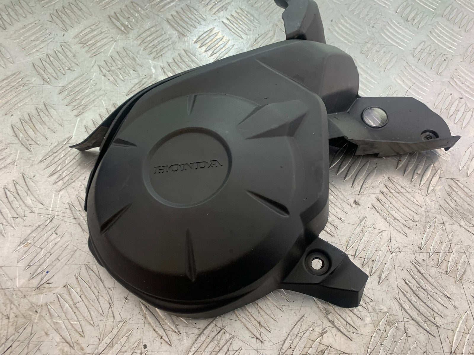 HONDA CBR1000 rr FIREBLADE GENERATOR COVER  YEAR 2012-2016 (CMB1198)
