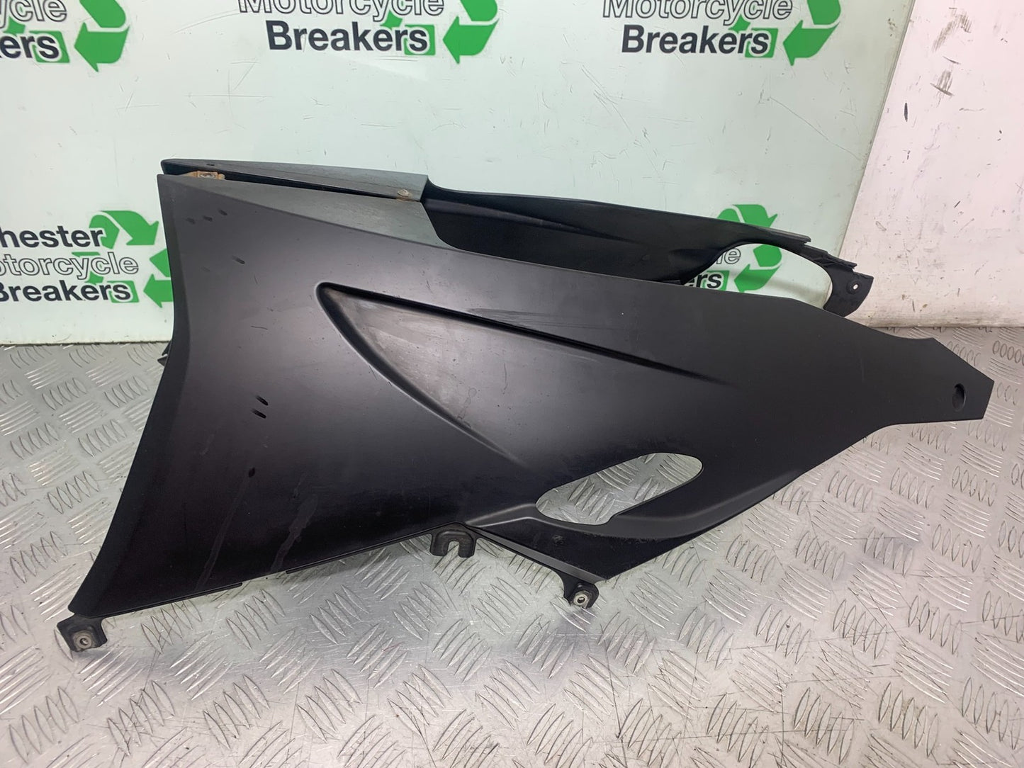 BMW K1300 S K 1300 S BELLYPAN  YEAR 2009-16 (CMB1216)