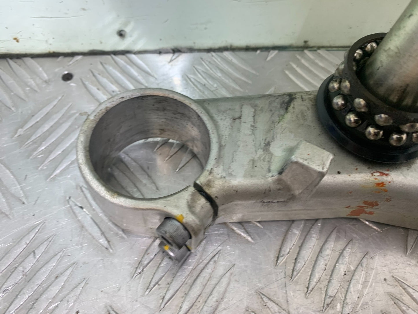 YAMAHA YZF R1 4C8 BOTTOM YOKE   YEAR 2007-2008 (CMB1237)