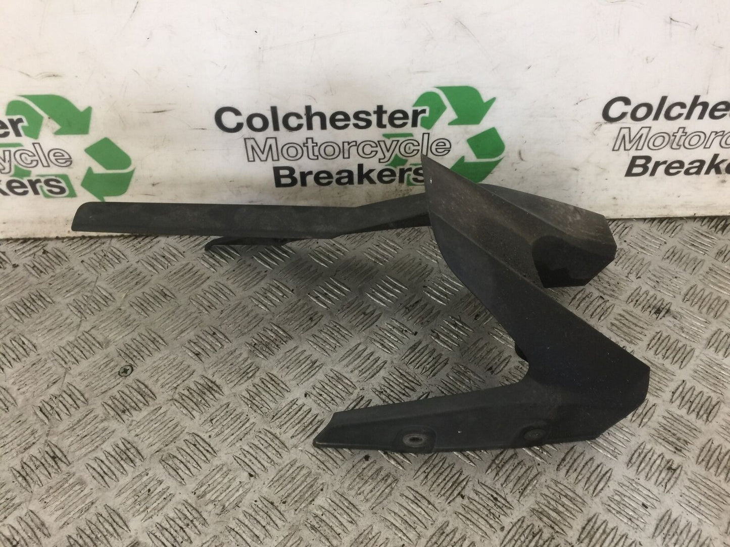 HONDA CBR125 CBR 125 HUGGER  YEAR 2011-2017 (STOCK 732)
