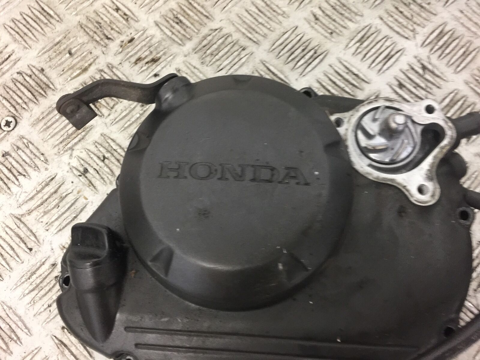 HONDA CBR125 CBR 125 CLUTCH COVER  YEAR 2011-2017 (STOCK 347)