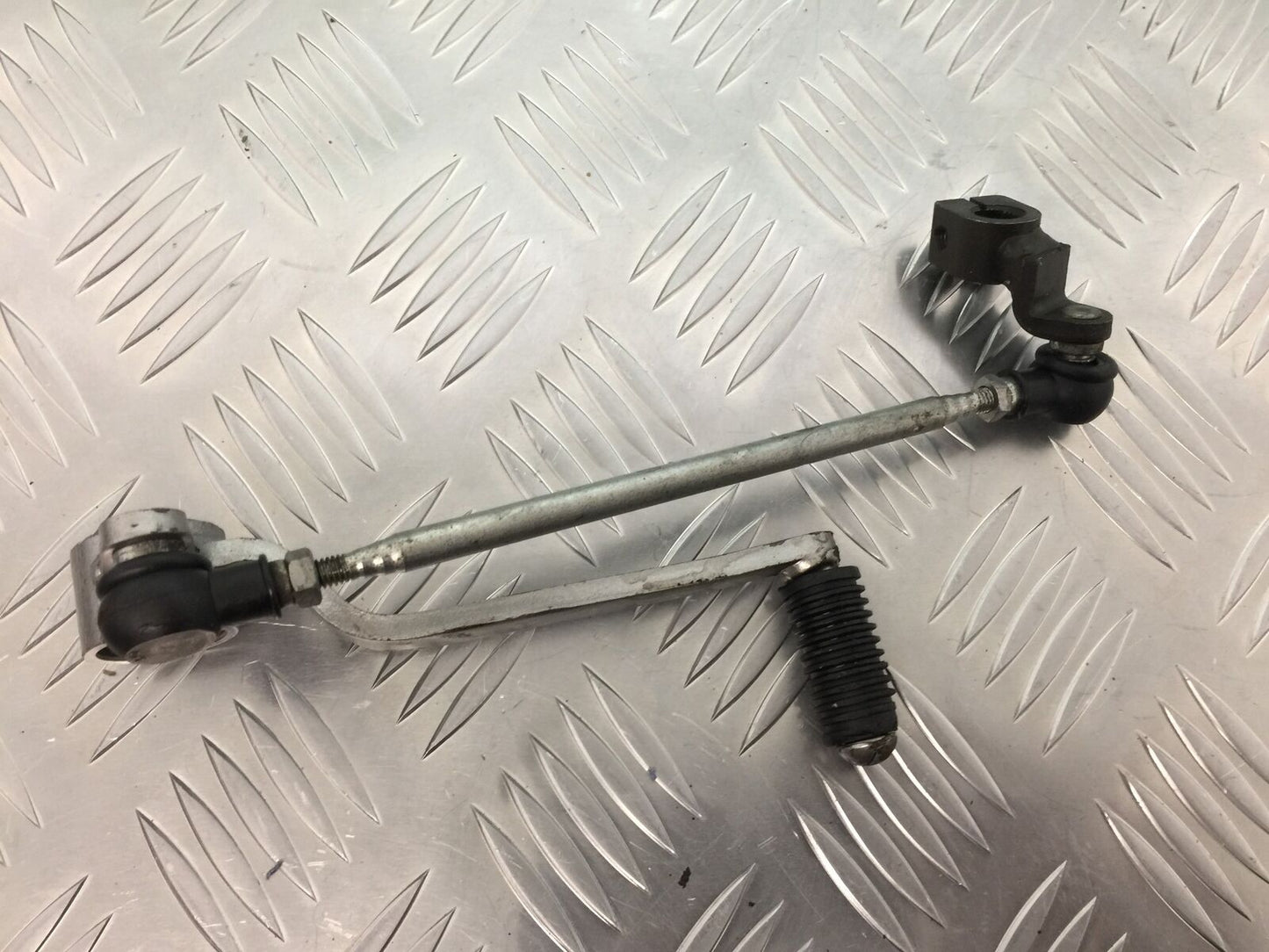 KAWASAKI Z1000 Z 1000 GEAR LEVER  YEAR 2007-2009  (STOCK 927)