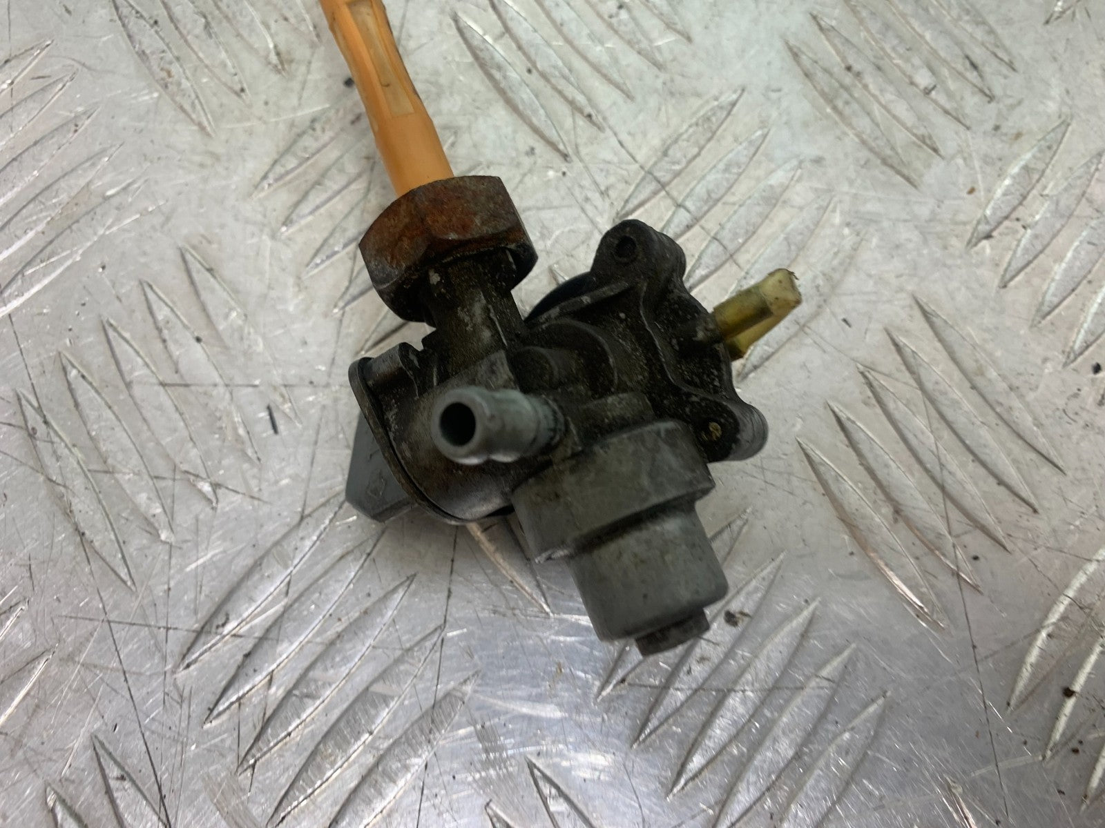 HONDA GL500 GL 500 SILVERWING PETROL TAP   YEAR 1981-82 (CMB1168)