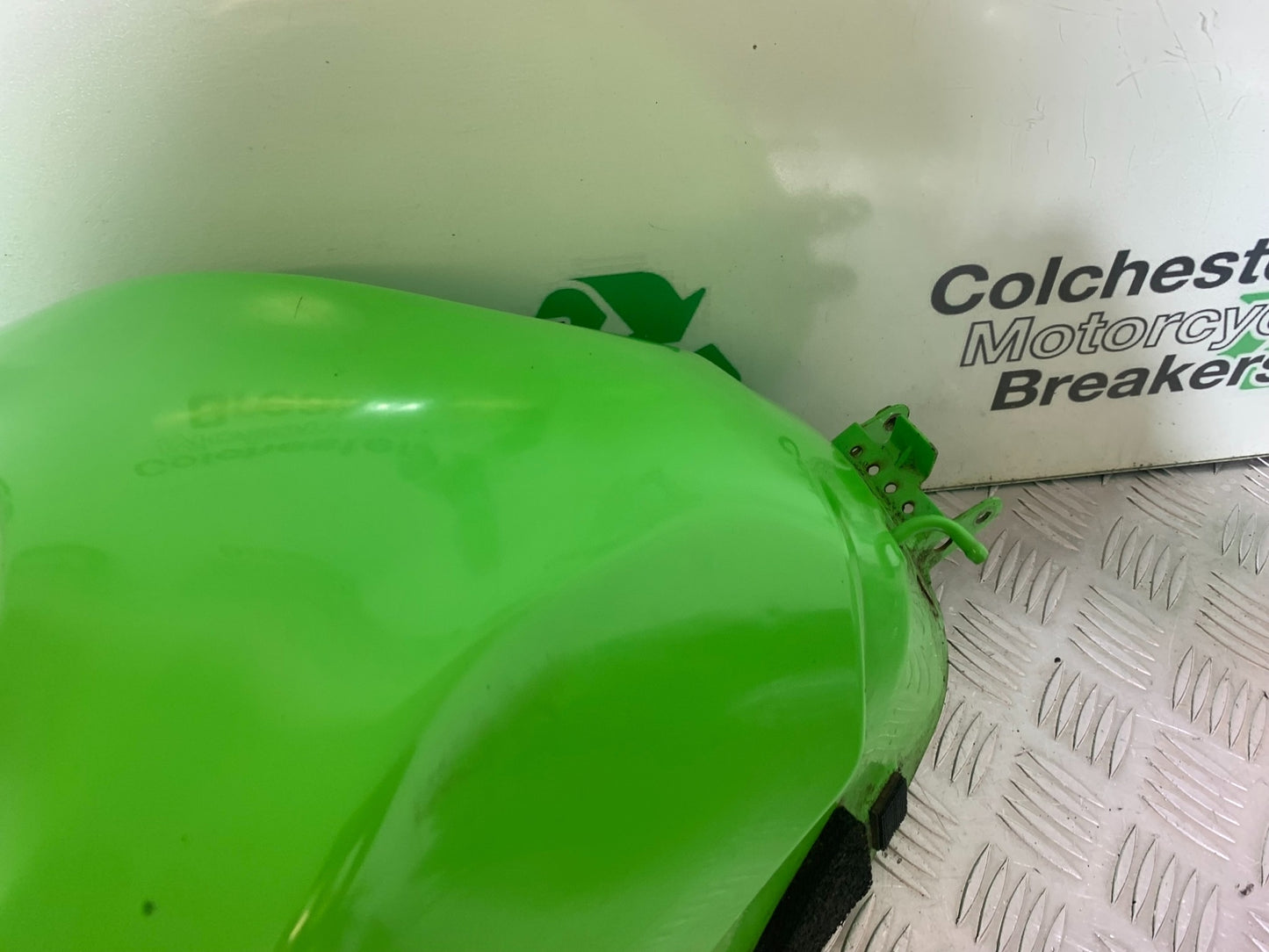 KAWASAKI ZX6R PETROL TANK  YEAR 2009-2012 (CMB1136)