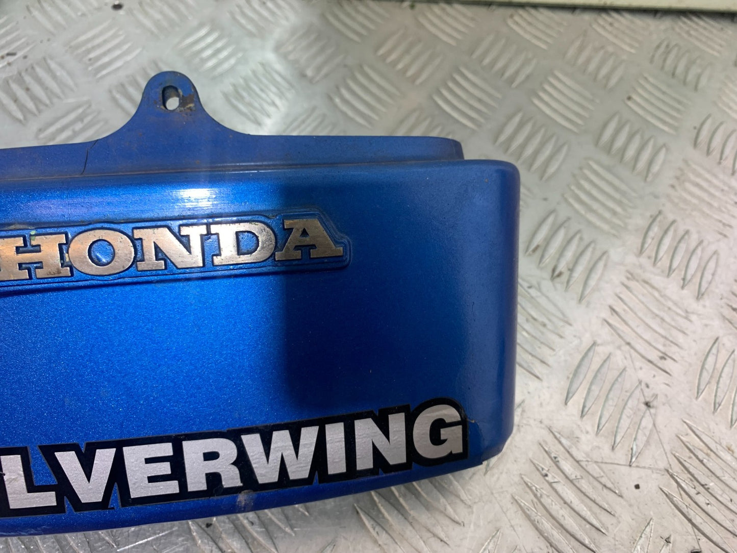 HONDA GL500 GL 500 SILVERWING TAIL PIECE YEAR 1981-82  (CMB1168)