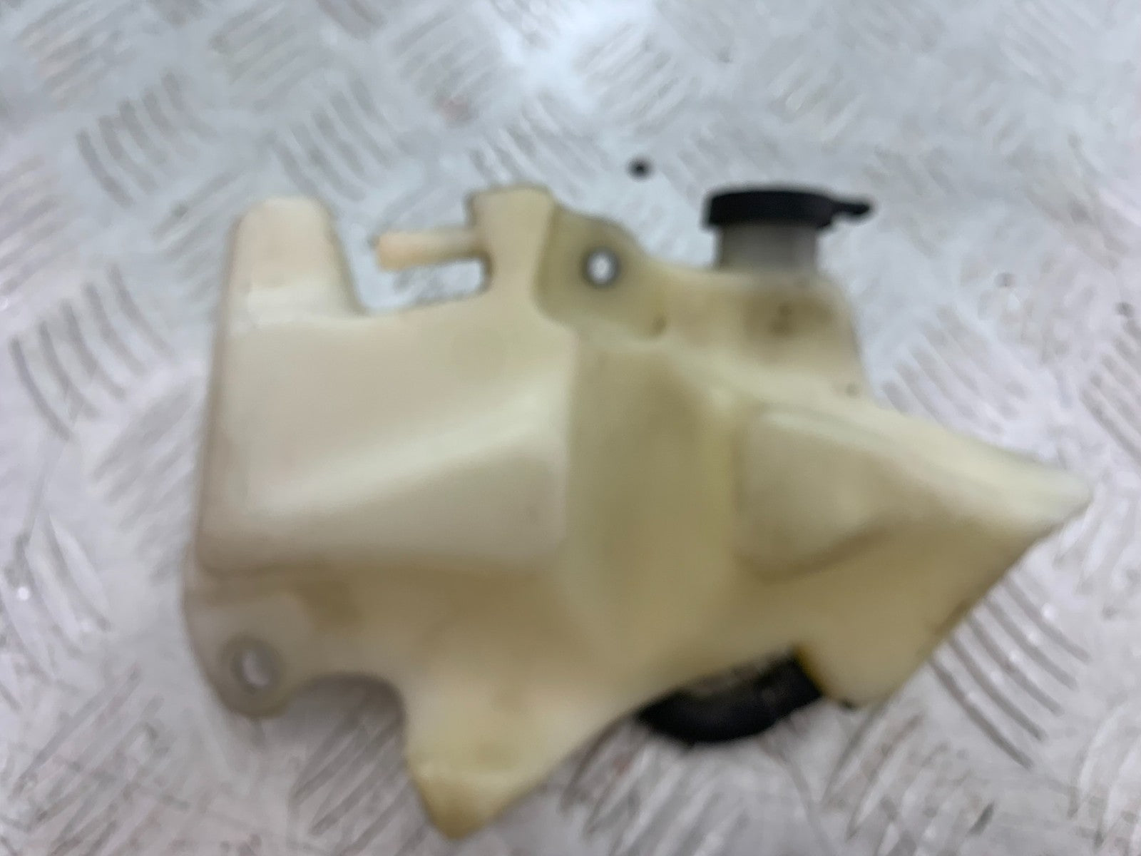 APRILIA SL750 SL 750 SHIVER COOLANT BOTTLE YEAR 2008-2016 (CMB1242)