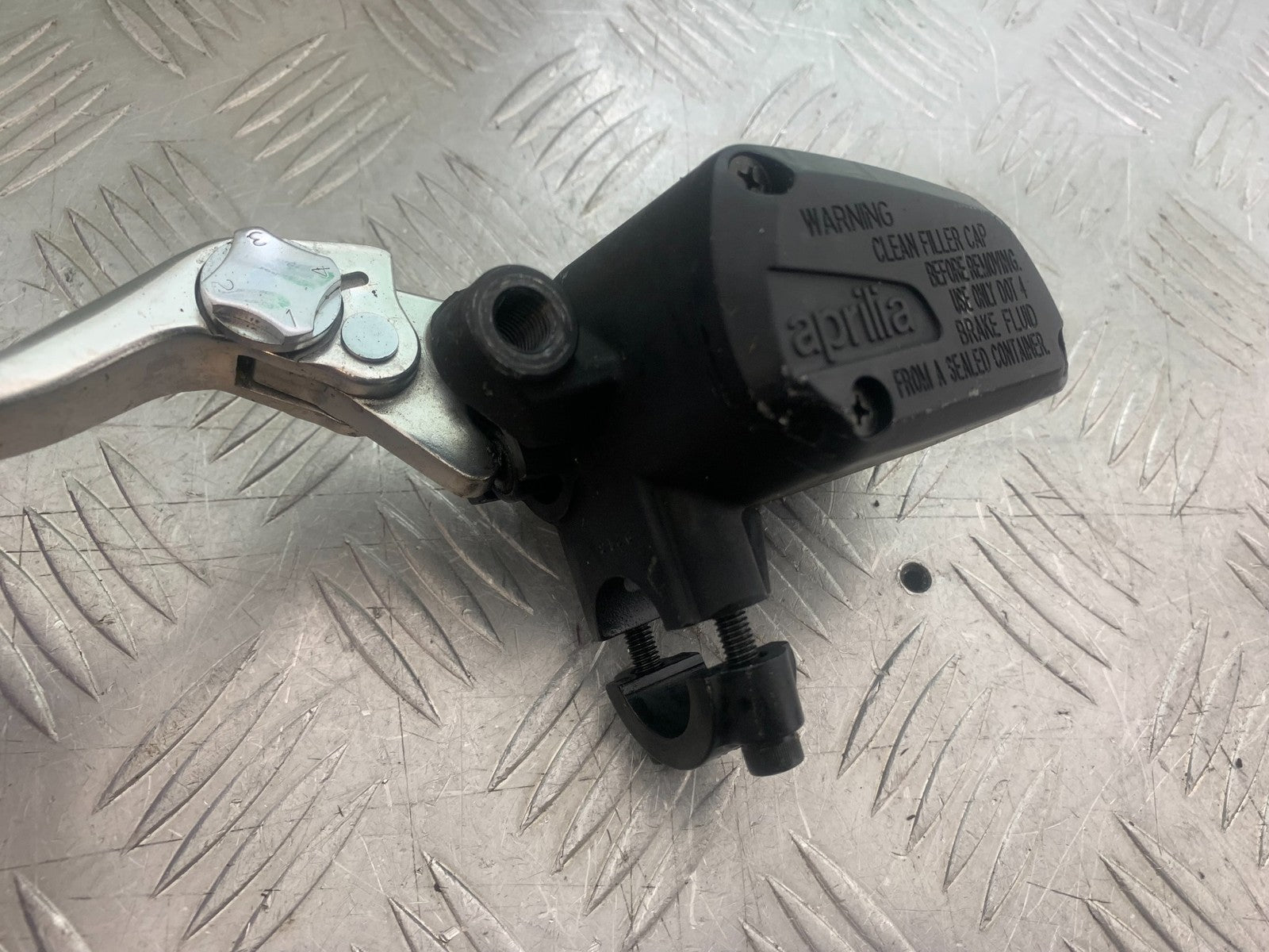 APRILIA SL750 SL 750 SHIVER CLUTCH MASTER CYLINDER   YEAR 2008-2016 (CMB1242)