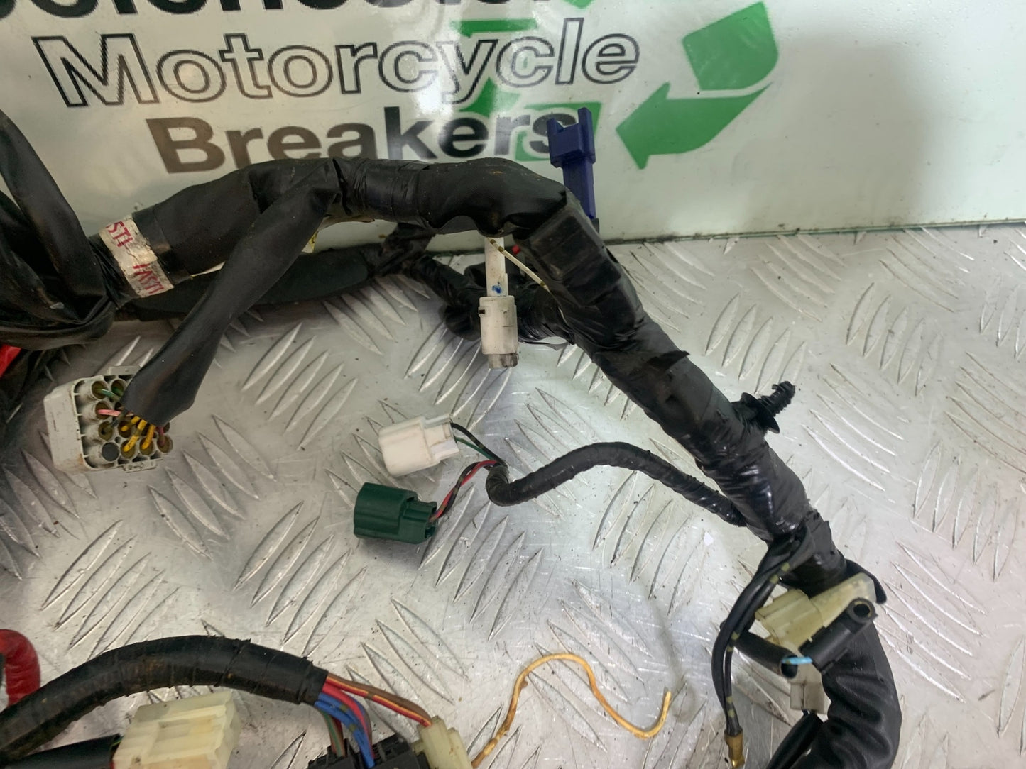 YAMAHA YZF R1 WIRING LOOM  YEAR 2004-2006 (CMB1155)