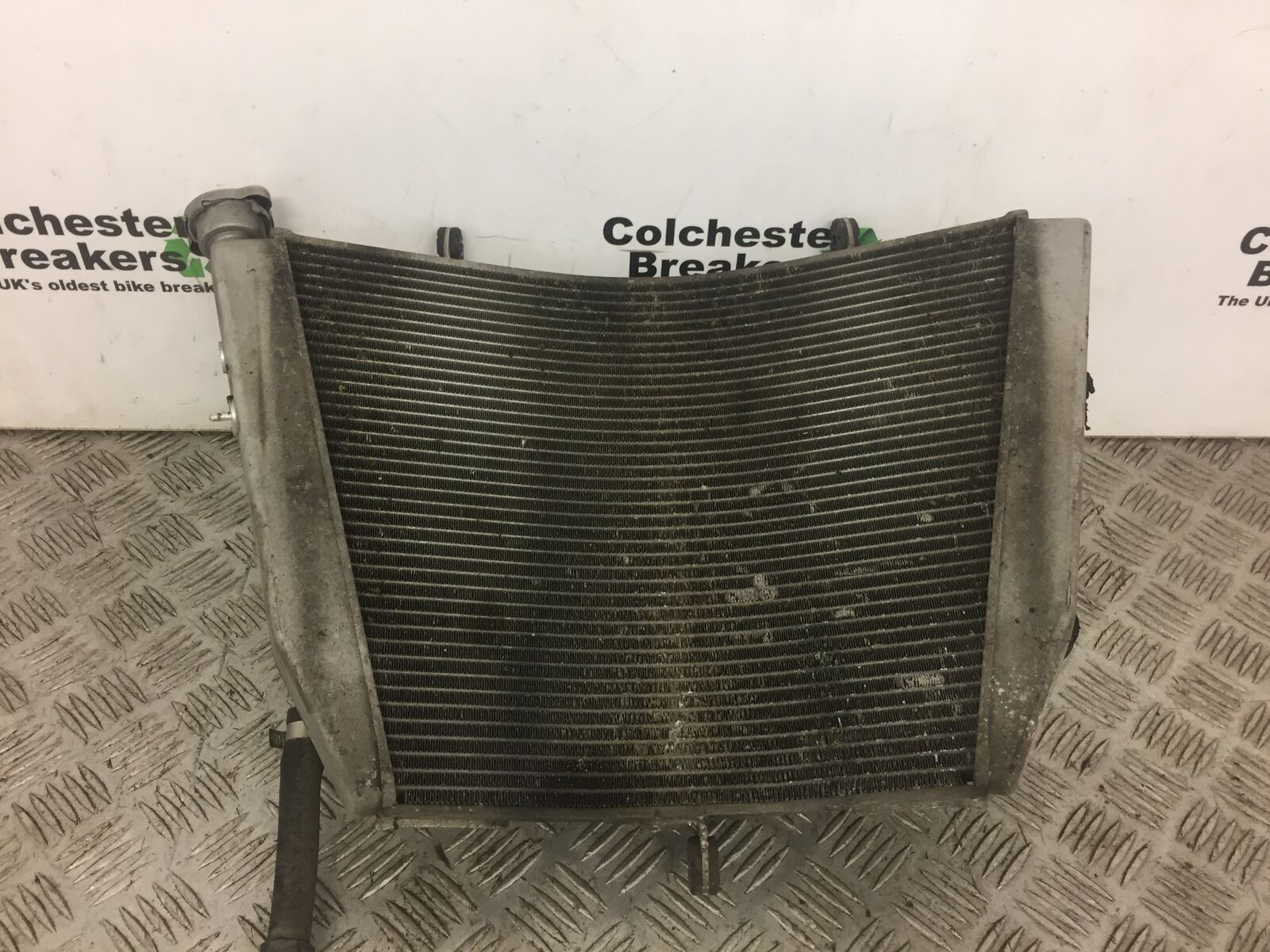SUZUKI GSXR750 GSXR 750 RADIATOR   YEAR 2011- 2017