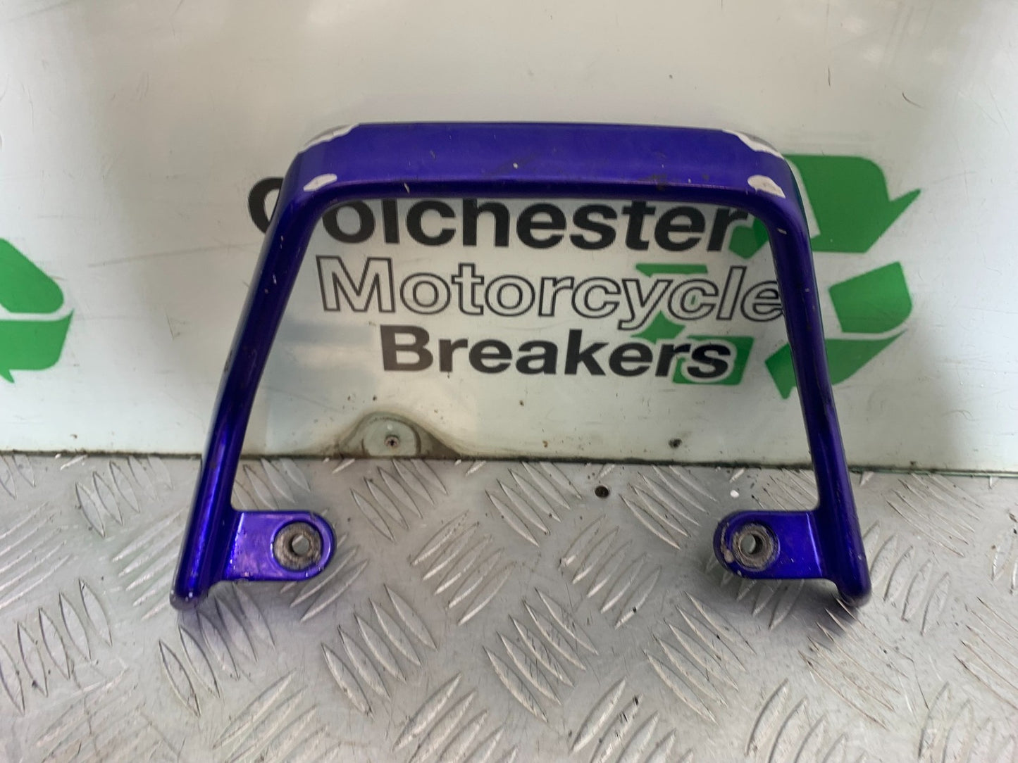 TRIUMPH TROPHY 900 GRAB RAIL YEAR 1991-95 (CMB1251)