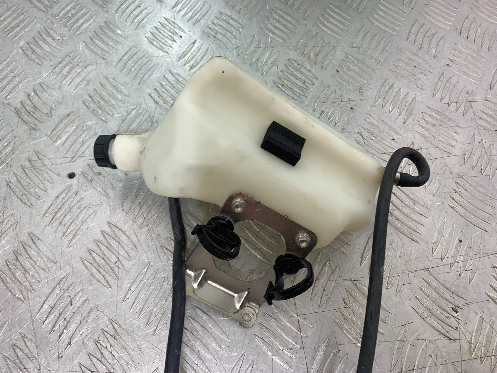 DUCATI 1198 S COOLANT BOTTLE  YEAR 2009-2011 (CMB1219)