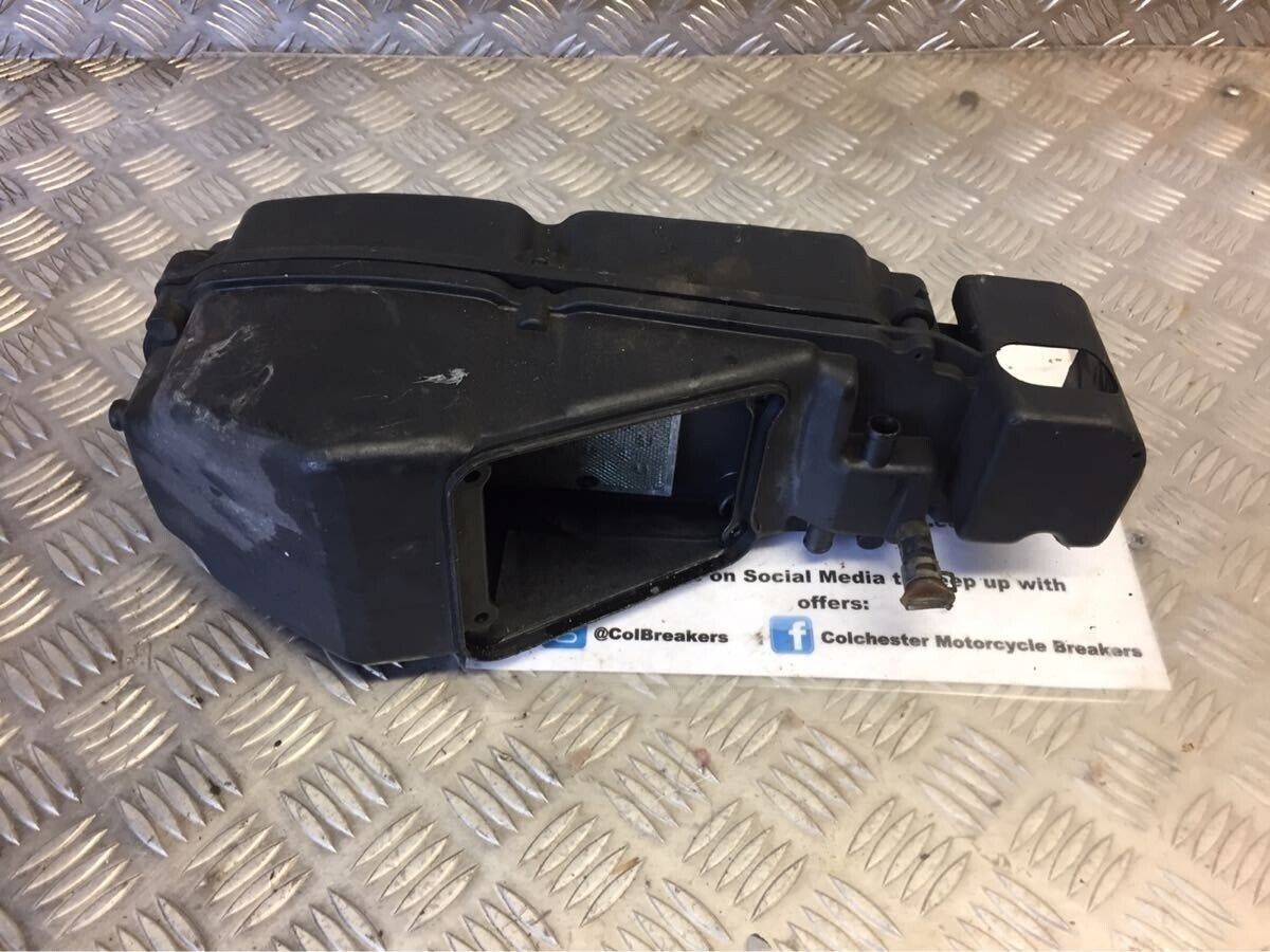 HONDA XL125 XL 125 VARADERO BATTERY BOX  YEAR 2004 (CARBED)