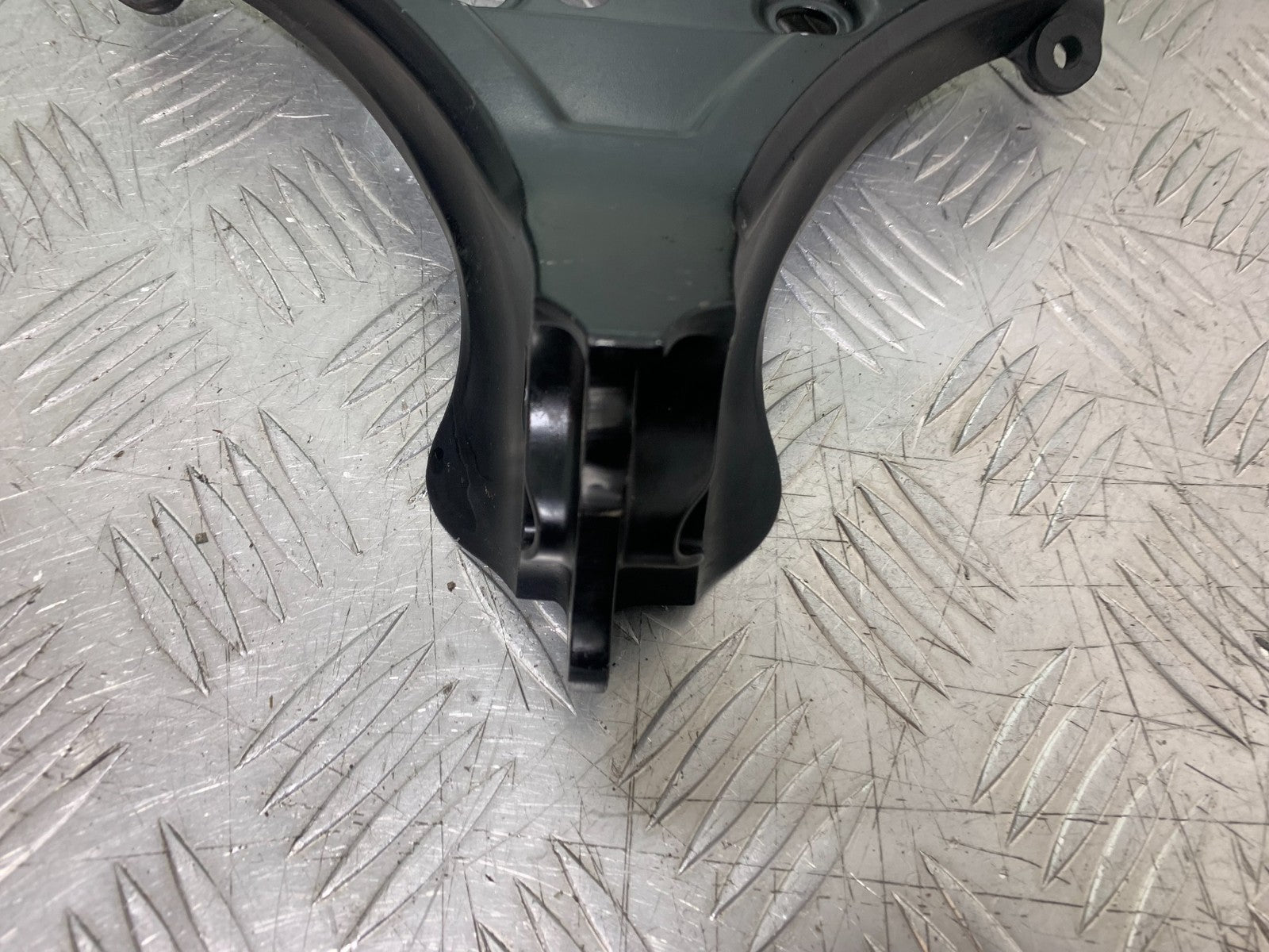 HONDA CBR1000 rr FIREBLADE FAIRING BRACKET (GENUINE PART)   2012-2016 (CMB1280)