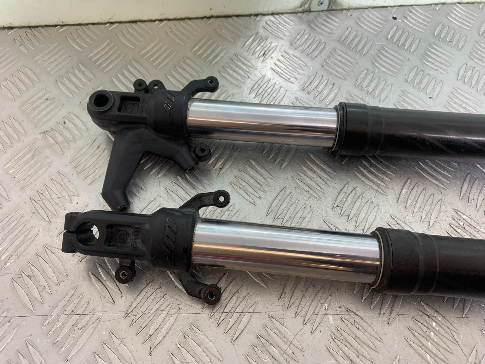 KTM DUKE 125 FORKS  YEAR 2012-2016 (CMB1317)