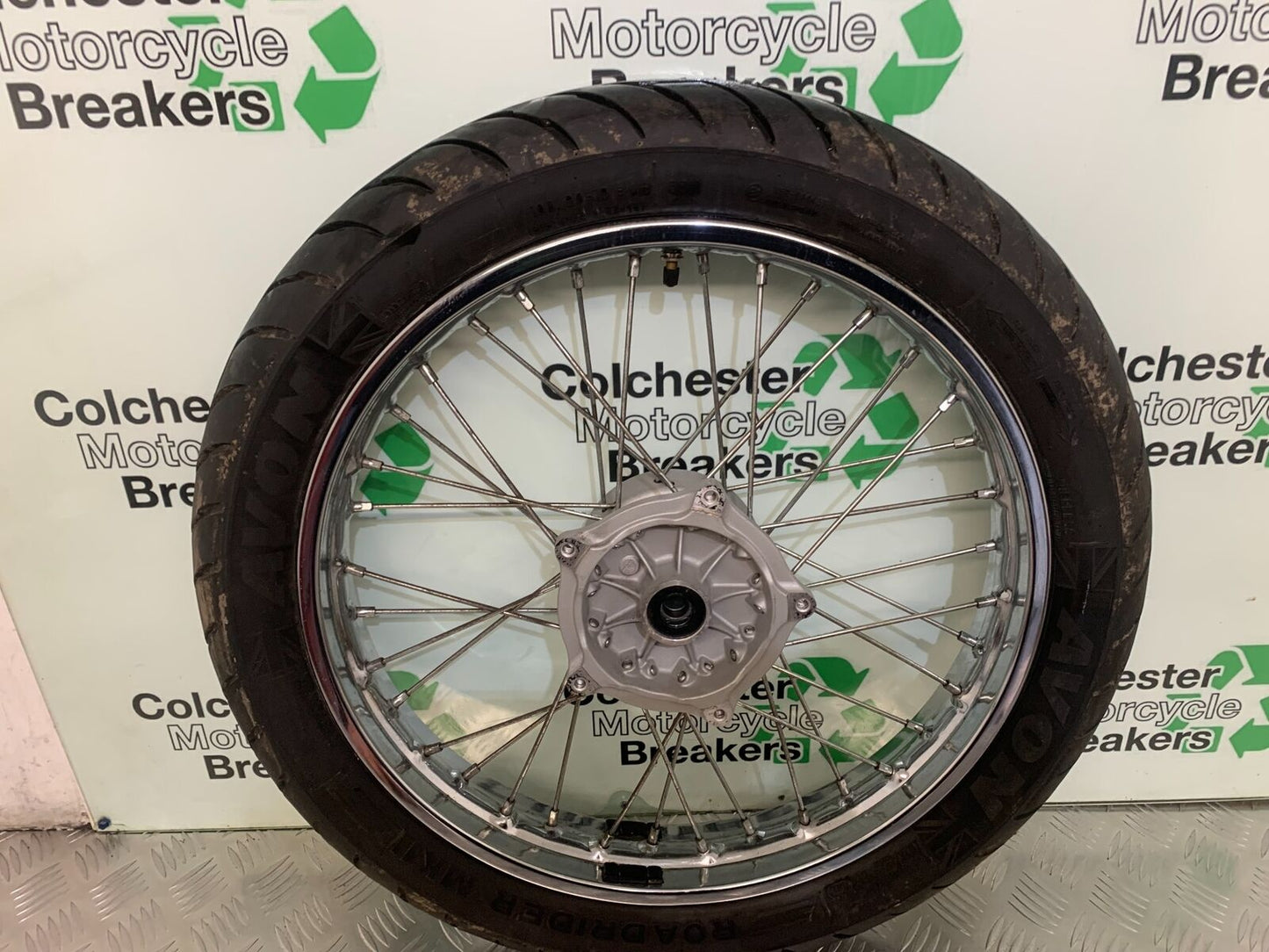 ROYAL ENFIELD 350 CLASSIC FRONT WHEEL  YEAR 2022 (STOCK 967)