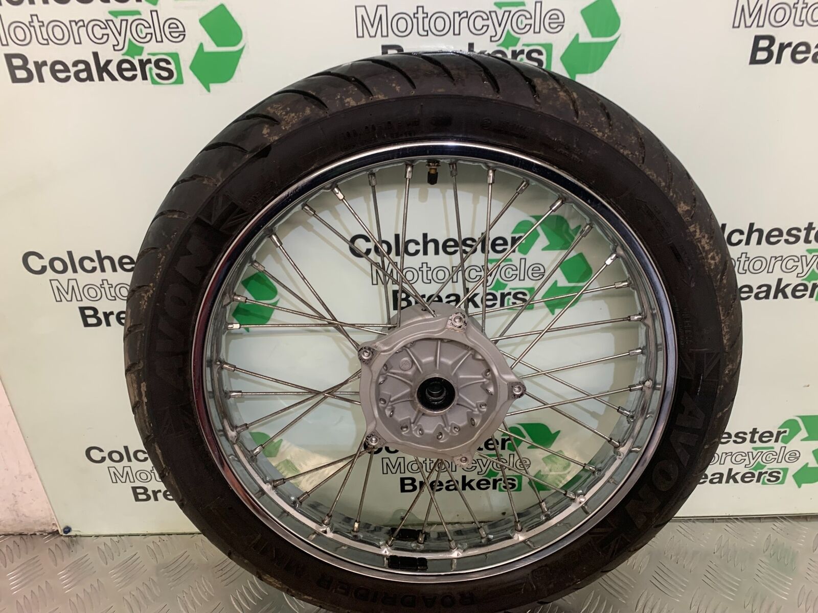 ROYAL ENFIELD 350 CLASSIC FRONT WHEEL  YEAR 2022 (STOCK 967)