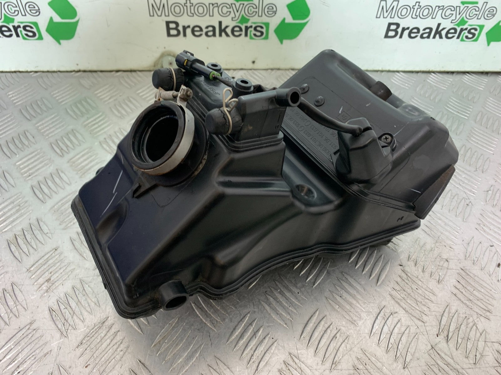 KTM DUKE 125 AIRBOX YEAR 2017-2022 (CMB1274)