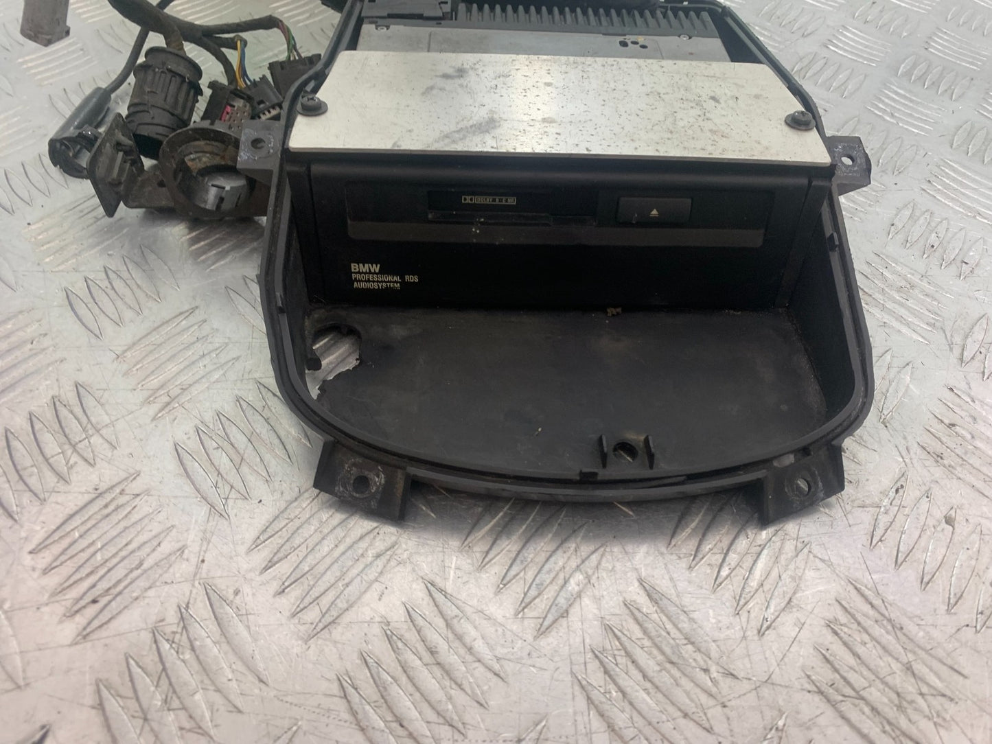 BMW K1200 K 1200 LT CASSETTE PLAYER  YEAR 1999-07 (CMB1271)