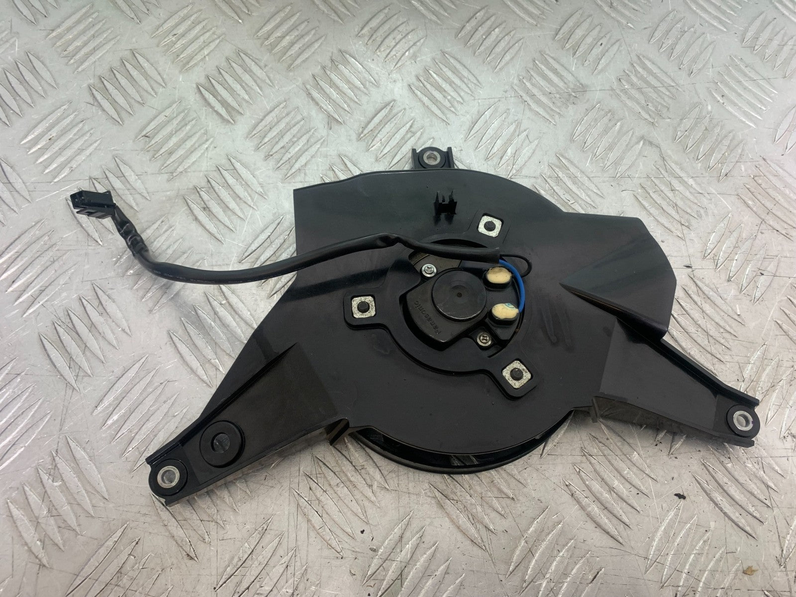 YAMAHA YZF R7 RADIATOR FAN YEAR 2022-2025 (CMB1255)