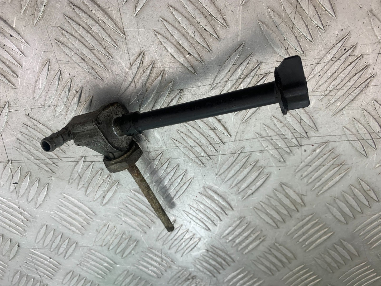 HONDA XL125 VARADERO PETROL TAP  YEAR 2001-2006  (CMB1210)