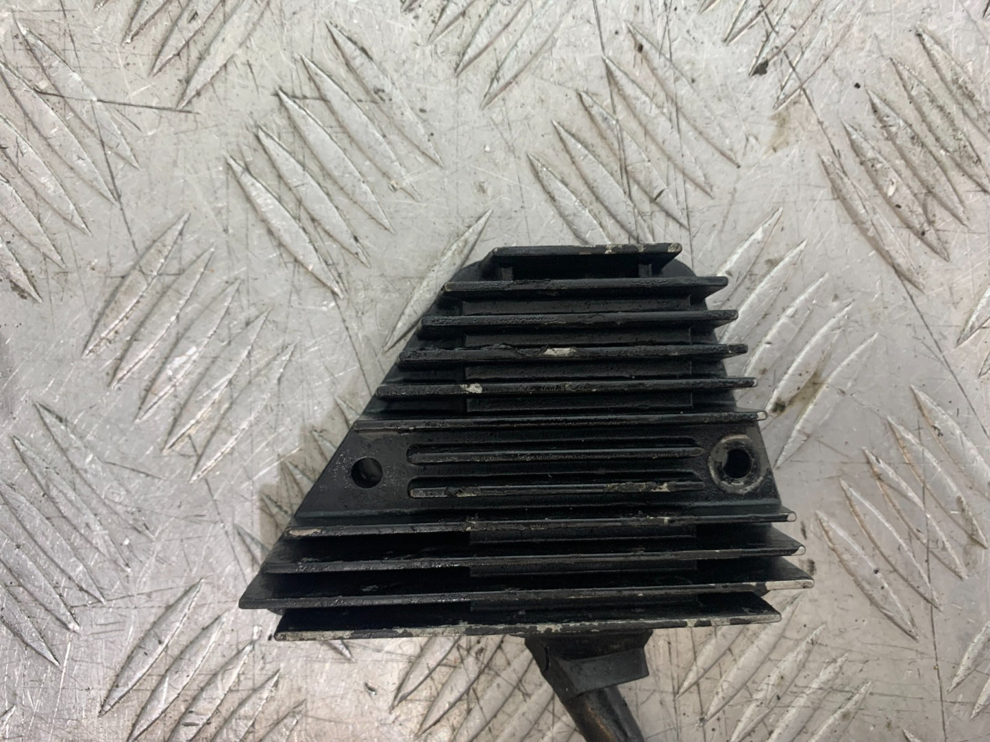 HONDA VT700 VT 700 SHADOW REGULATOR   YEAR 1984-85 (CMB1328)
