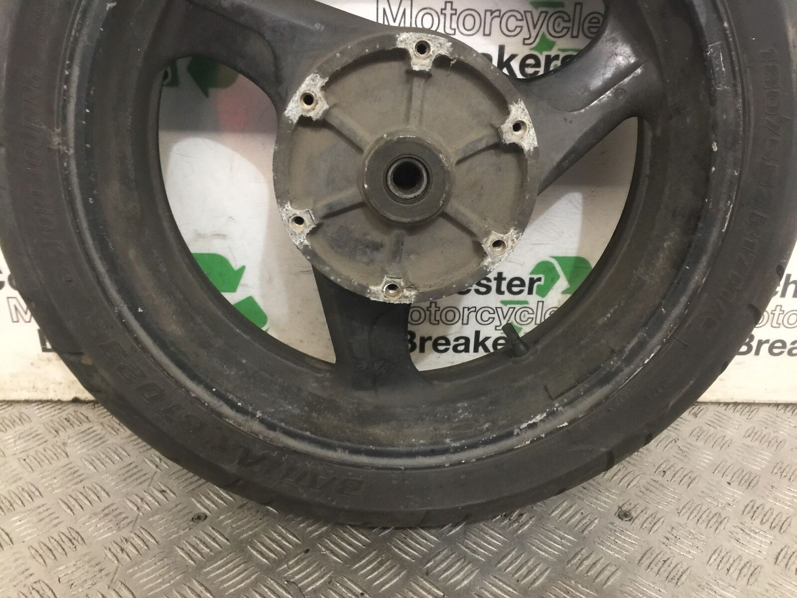 HONDA CBR1100 BLACKBIRD REAR WHEEL  YEAR 1996-1998 (STOCK 862)