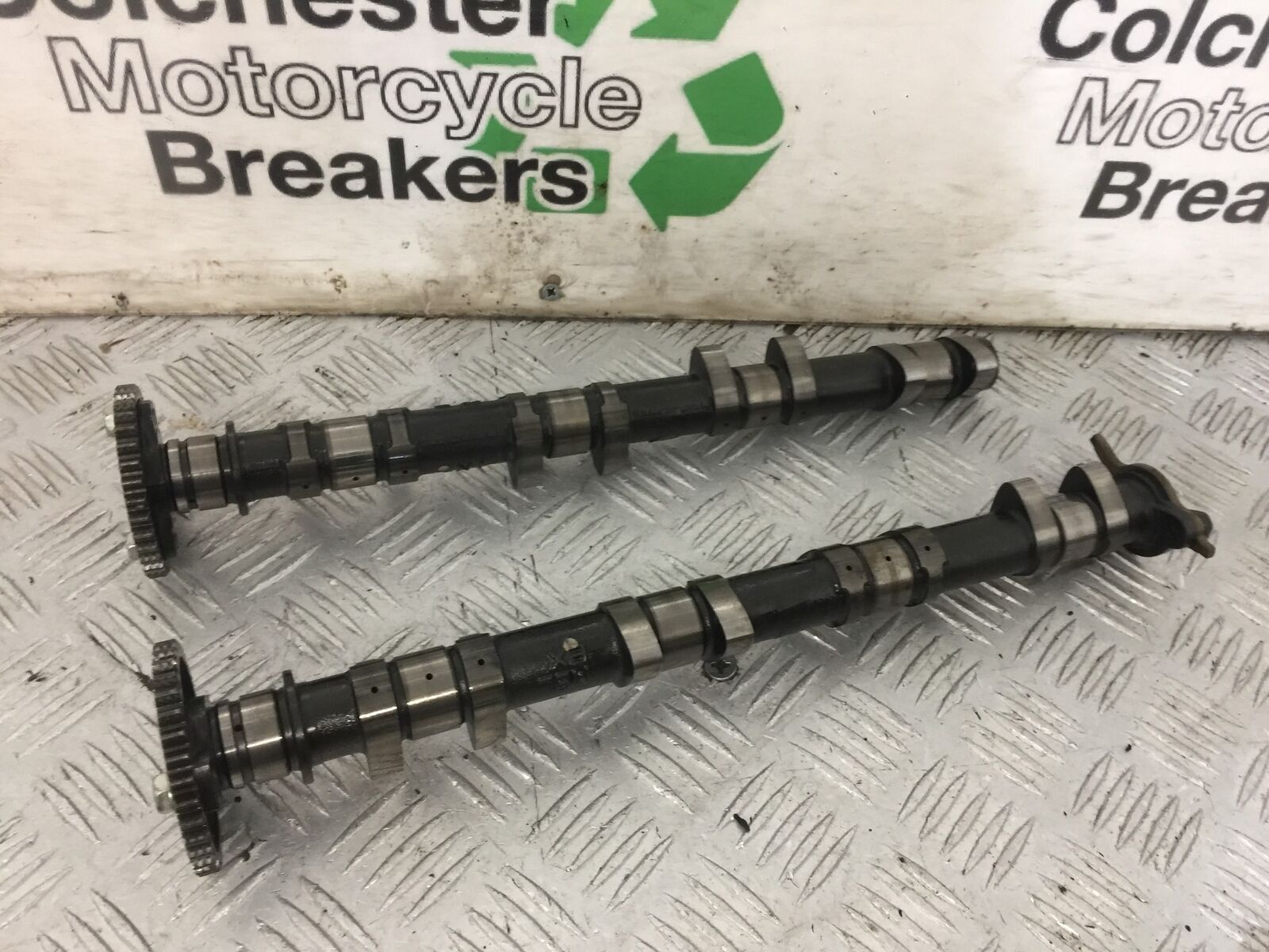 HONDA CBR1000 rr FIREBLADE CAMSHAFTS    YEAR 2004  (STOCK 853)